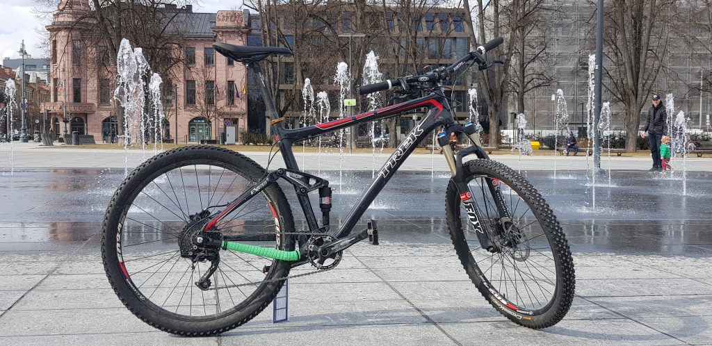 Mountain bike rent full suspension. Kalnų dviratis nuoma Vilnius
